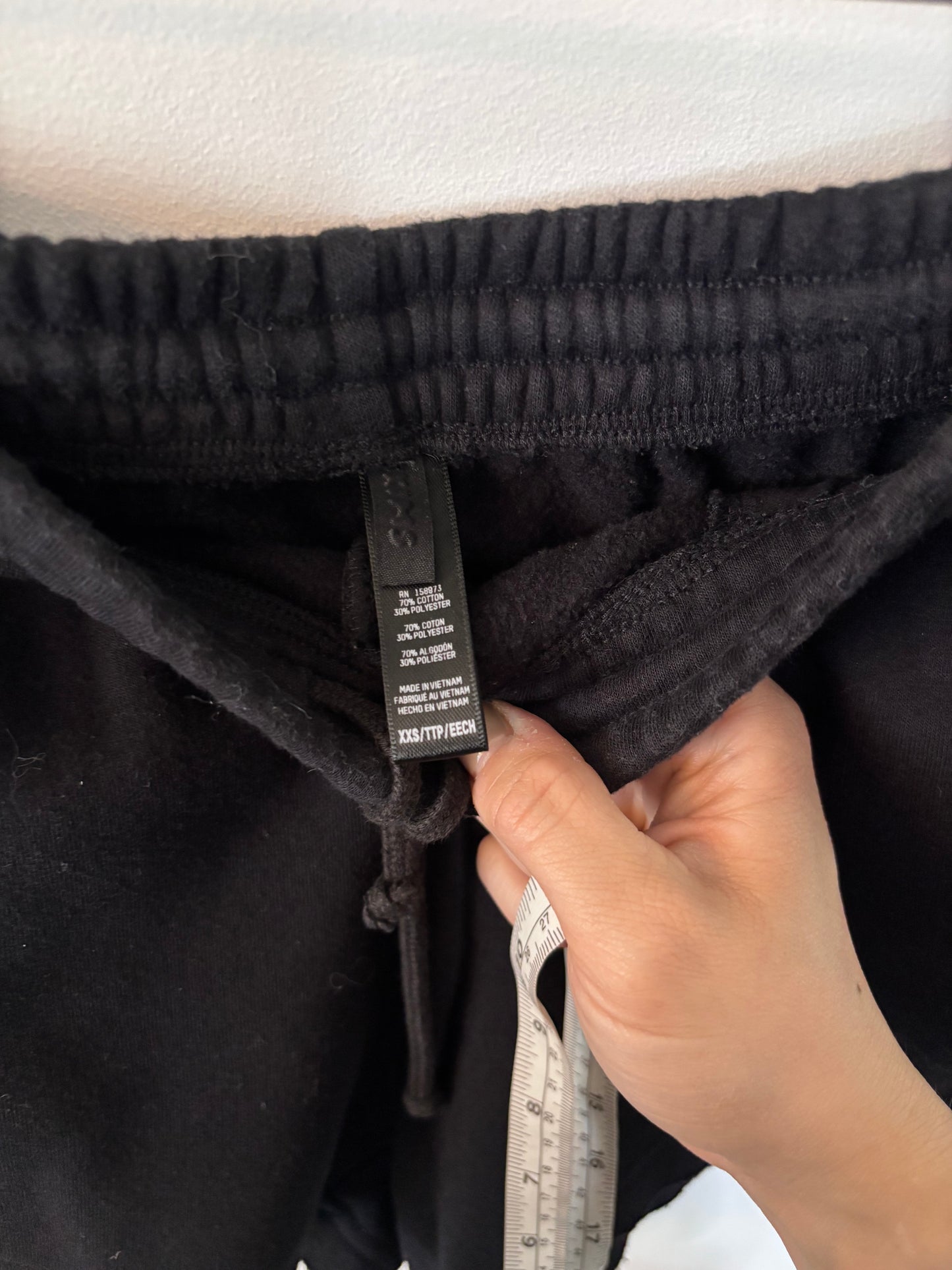 Skims Boyfriend Fit Fleece Shorts In Black | Sz XXS (fits Sz XS/S)