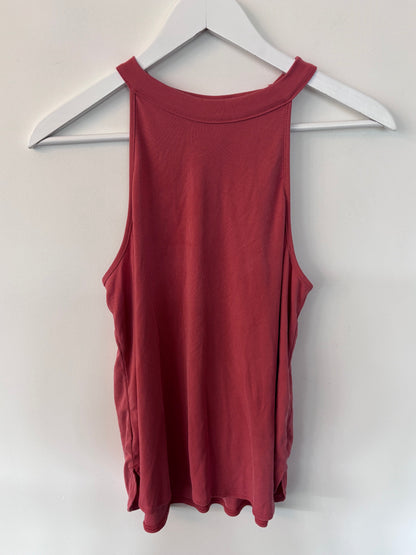 Gentle Fawn Ribbed Tank in Brick Red | Sz Medium