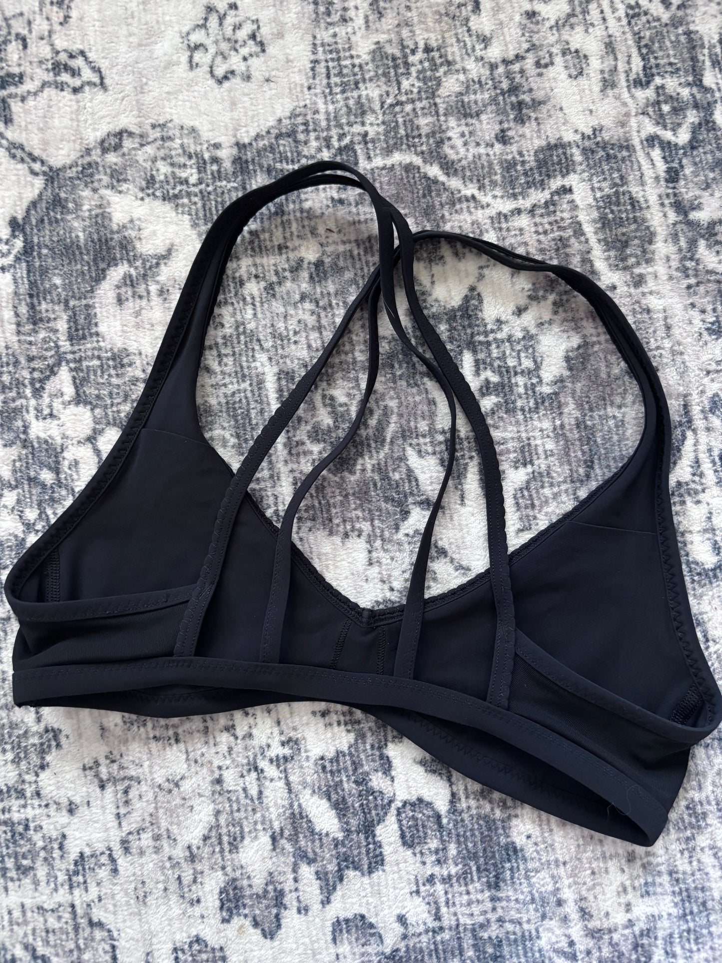 Lululemon Strappy Yoga Bra | Sz Small