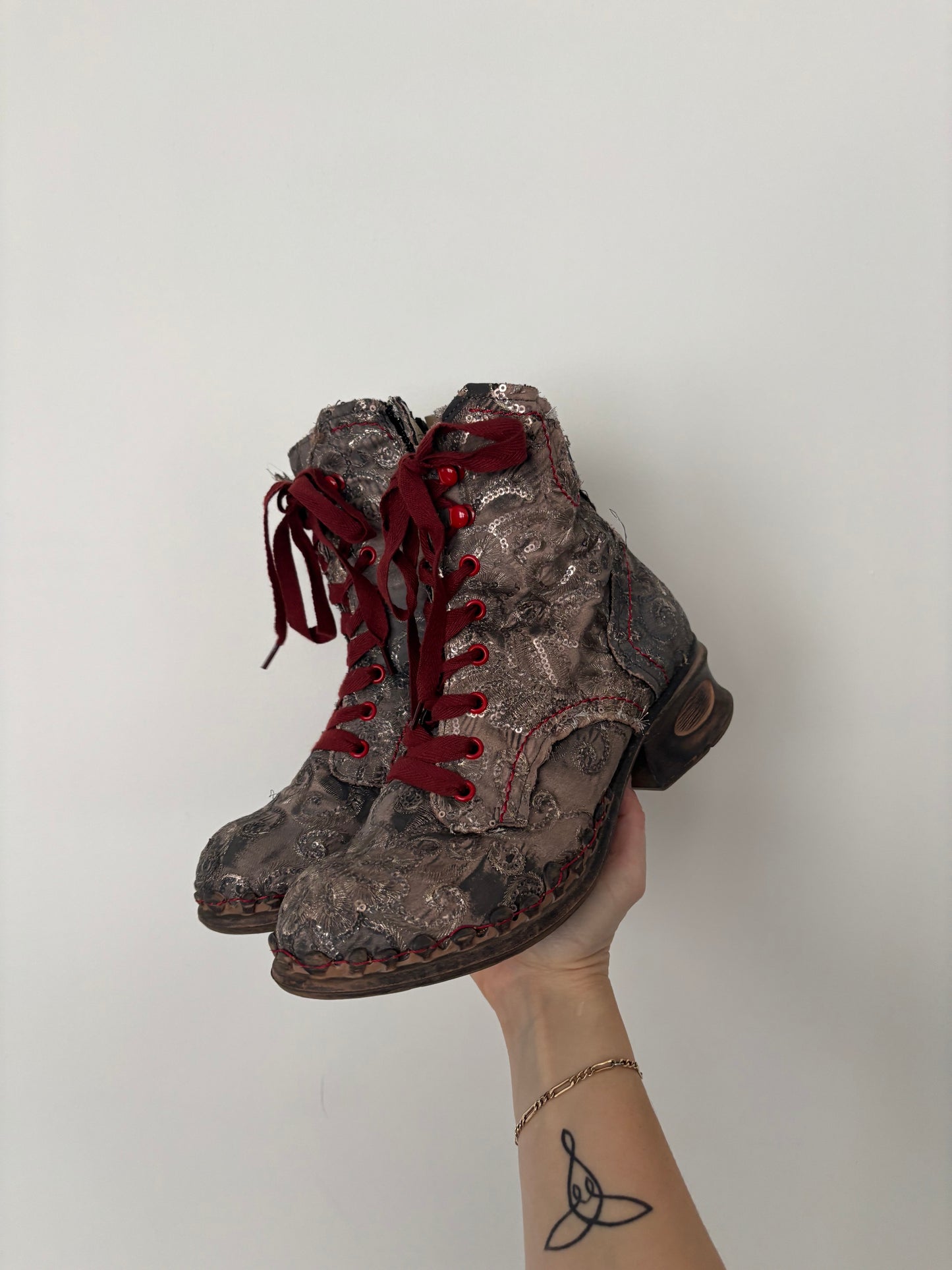 Rover's Zip Ribbon Lace up Boots | Size 7.5