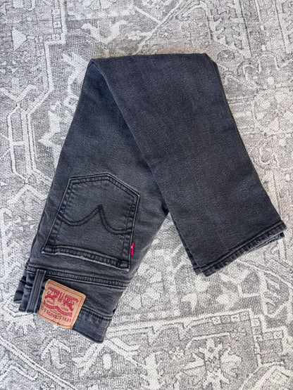 Levi's Wedgie Straight Ankle Straight Jeans *distressed knee* | Sz 26 (fit like 25, 1% elastane) P3