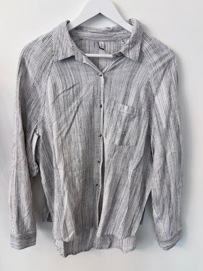 Gentle Fawn Linen Blend Button Down Top | Sz Medium