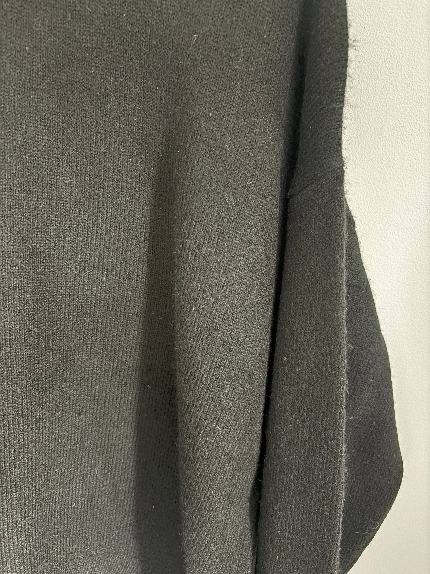 Matty M. Oversized Knit Sweater | Small (would fit medium or large)