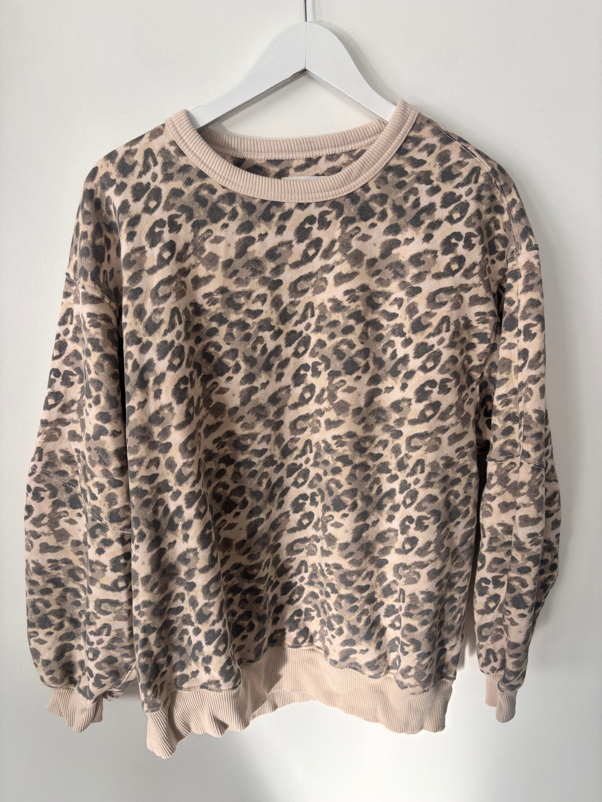 Aerie Animal Print Crewneck Sweater  | Sz XS (very oversized)