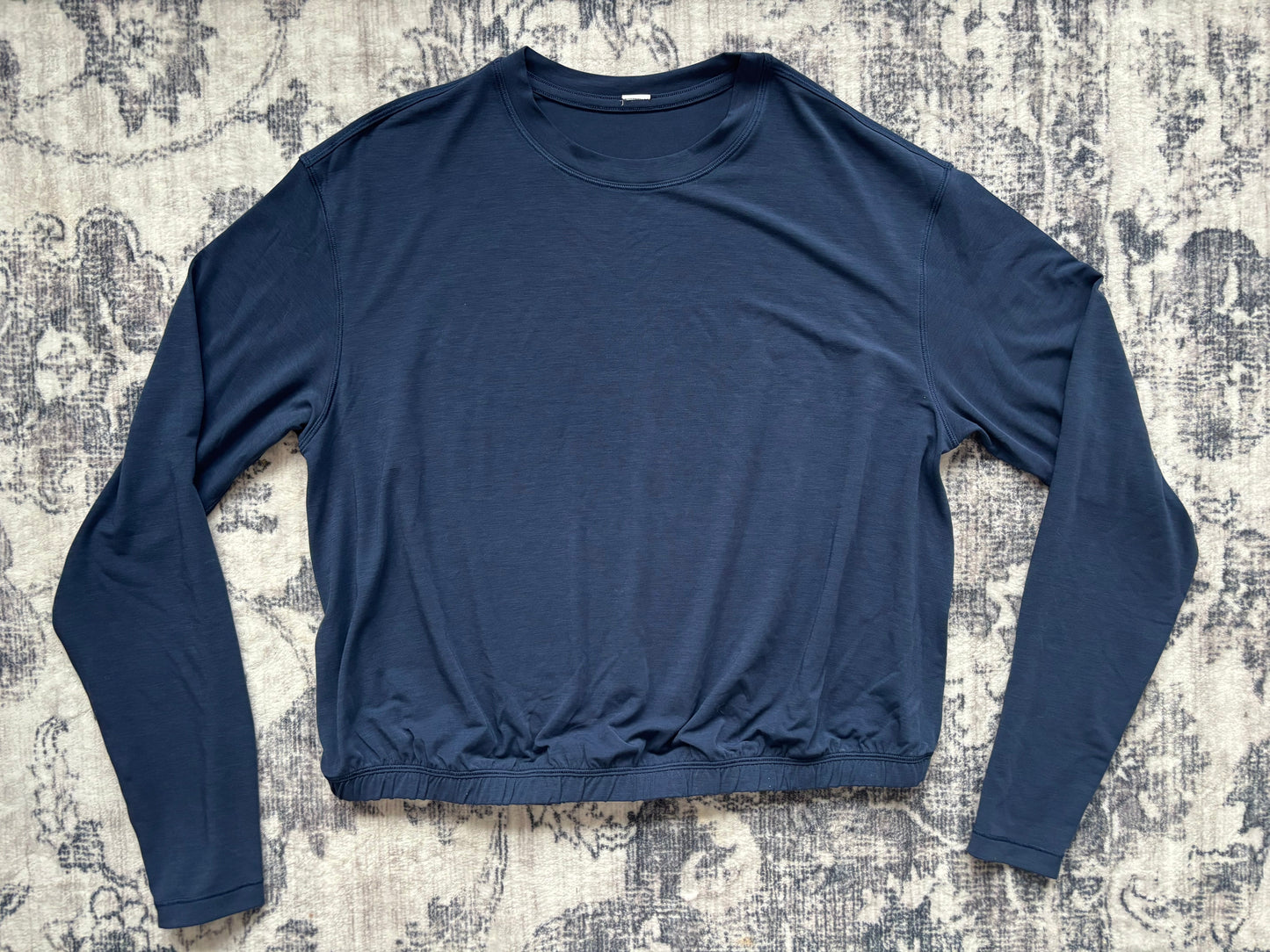 Lululemon Jersey Elastic-Hem Long-Sleeve Shirt | Medium (D022R5)