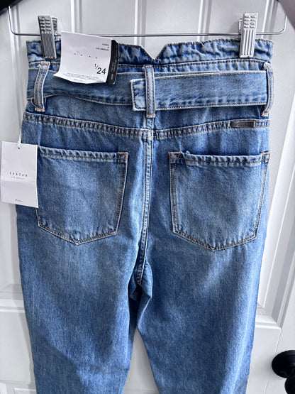 Kancan NWT Blossom Ultra High Rise Belted Mom Jeans  | Sz 24
