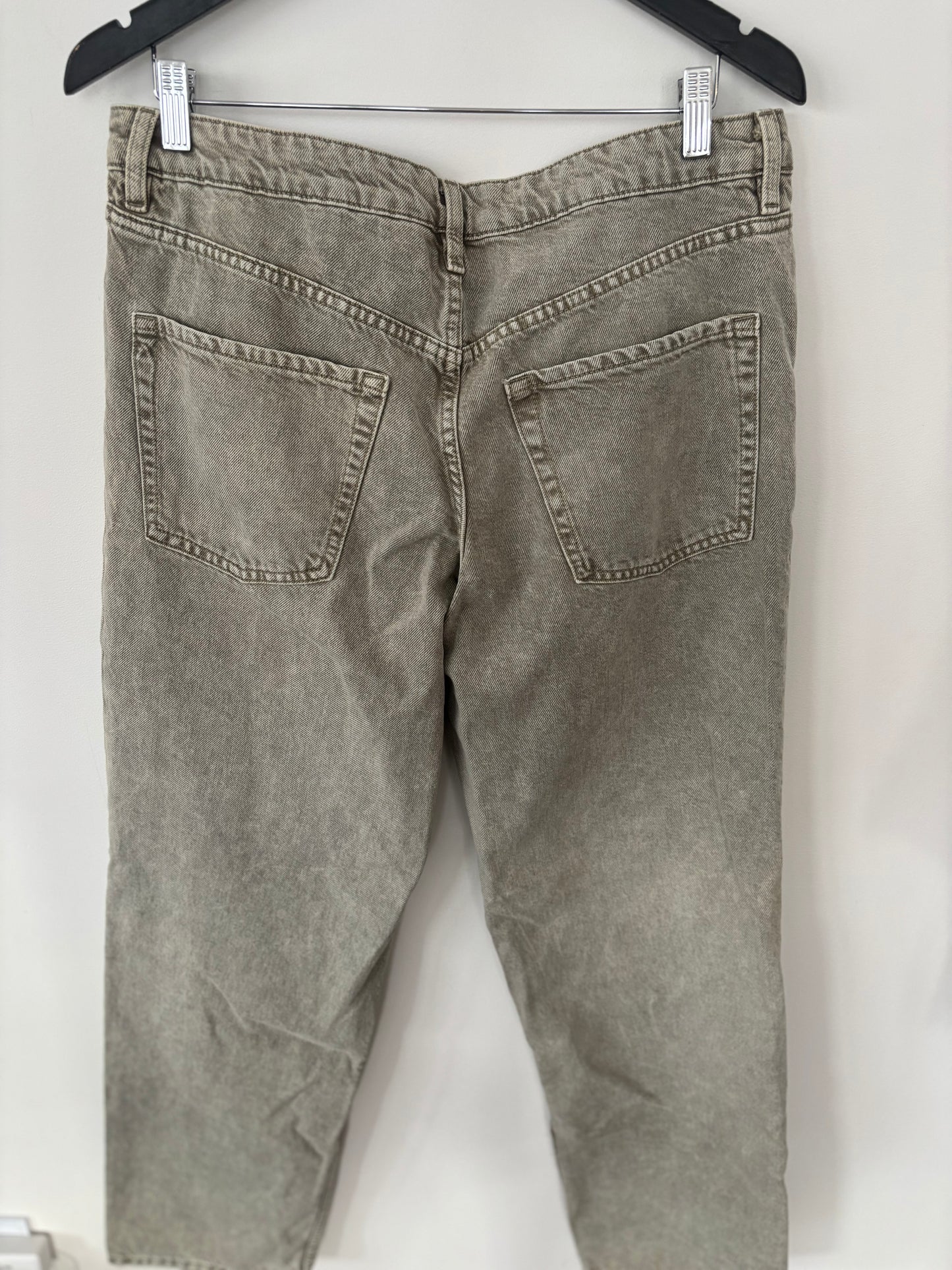 H&M Divided Green/Grey Wash Straight Denim | Sz 14 or 32 (F82N19)