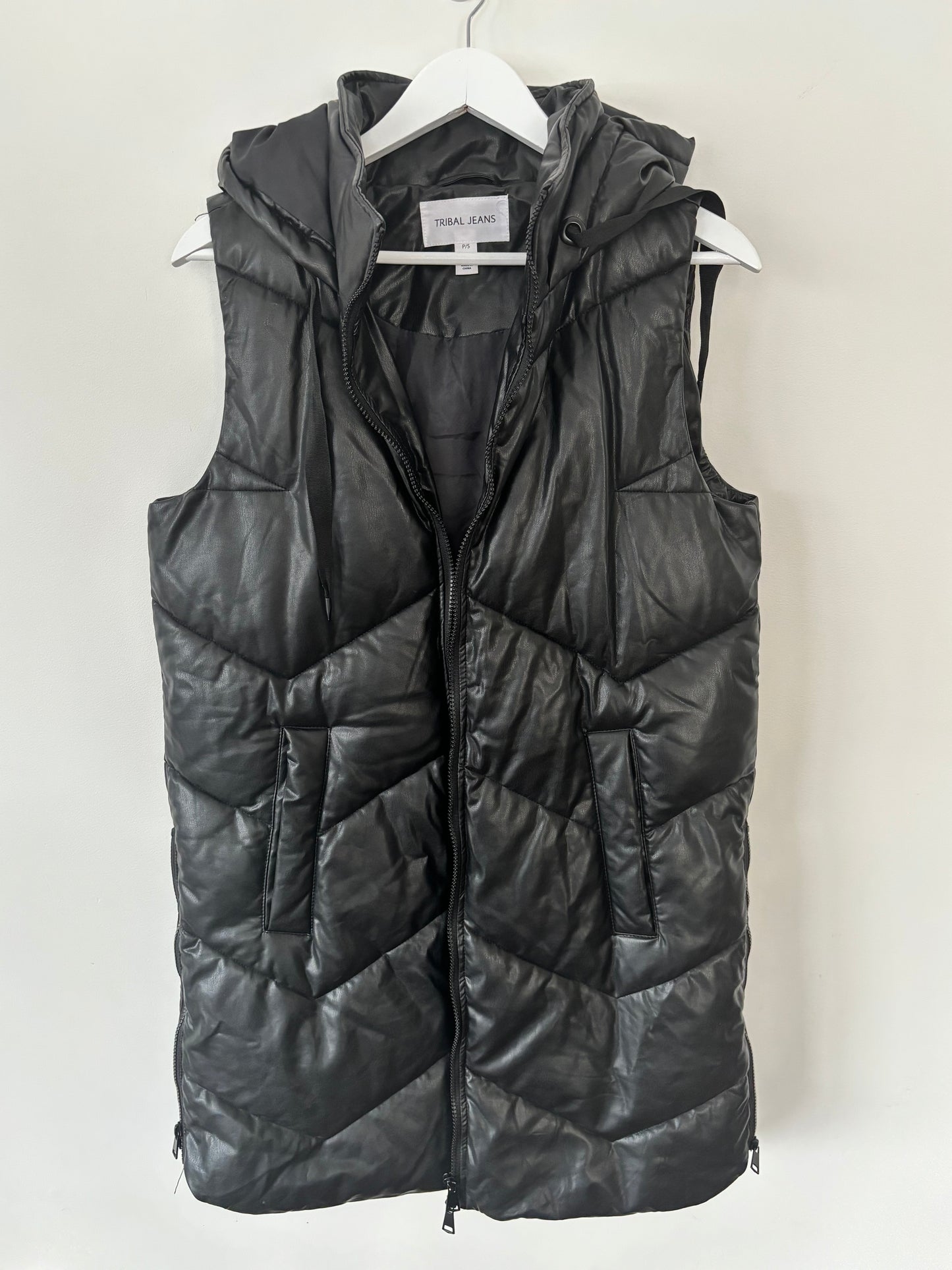 Tribal Quilted Puffer Vest Faux Leather | Sz Small (generous fit)(J109G1)