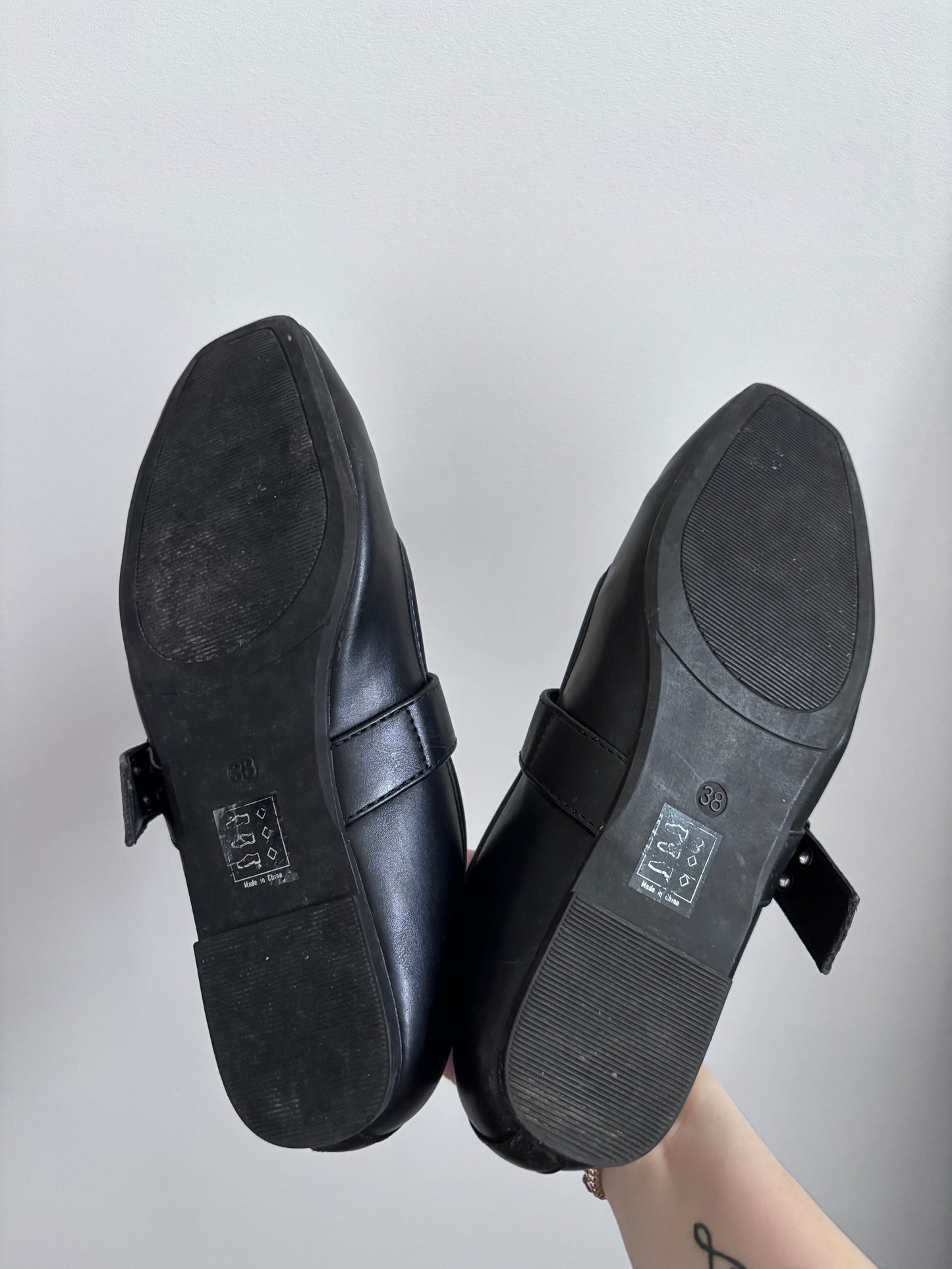 Taxi Mary-Jane Black Flats | Sz 38/7.5