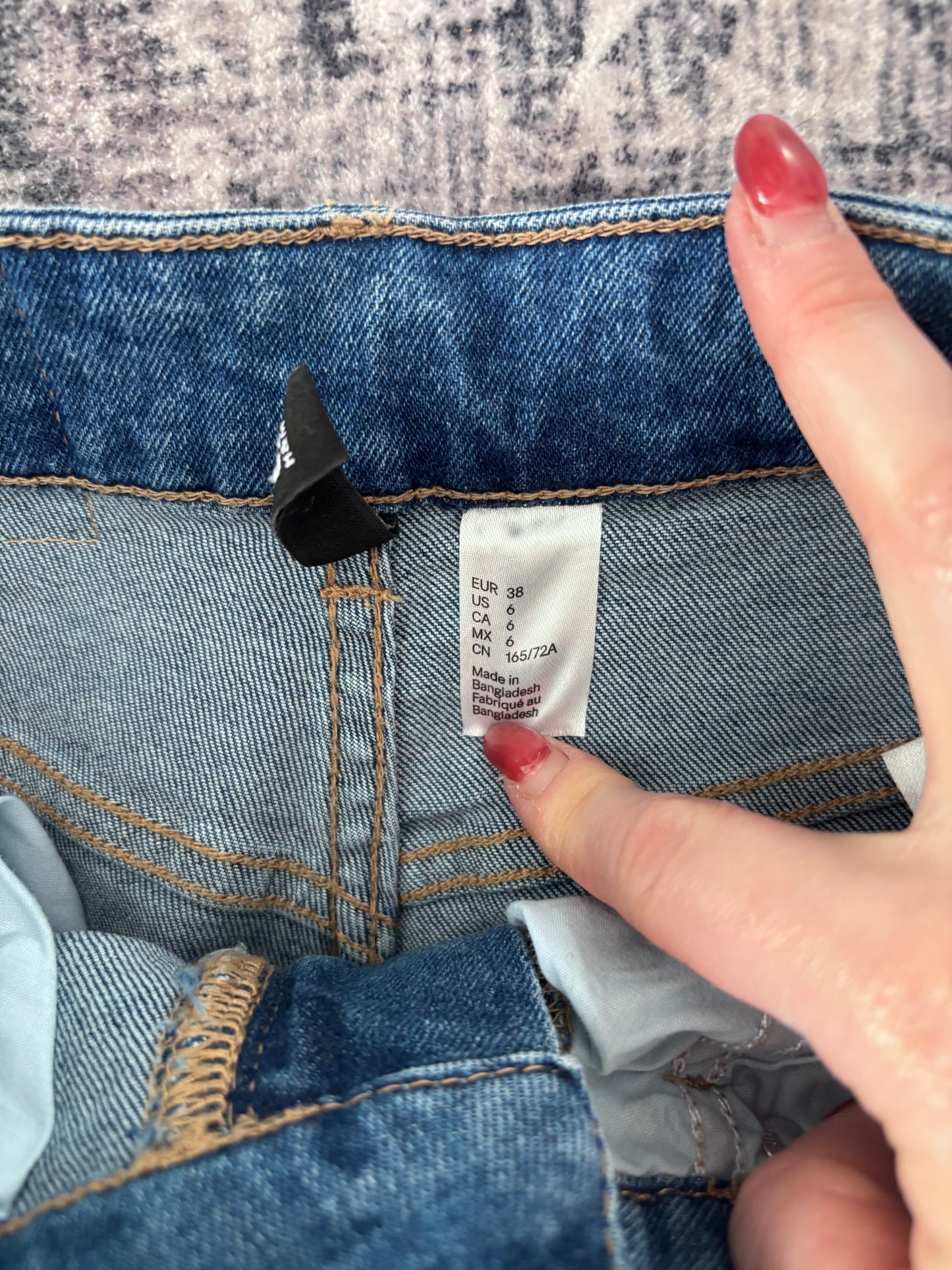 H&M Divided Mom Jeans | Sz 6 or 27/28 fit (J115BC5)