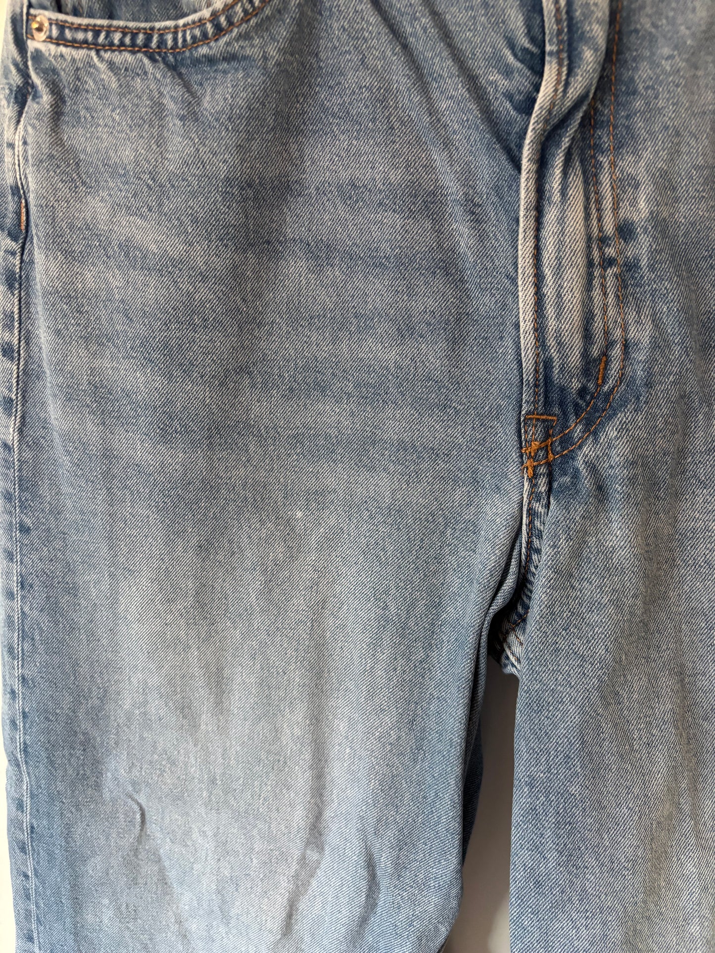 H&M Divided High Rise Wide Jeans (Light Wash) | Sz 8 (N31S20)