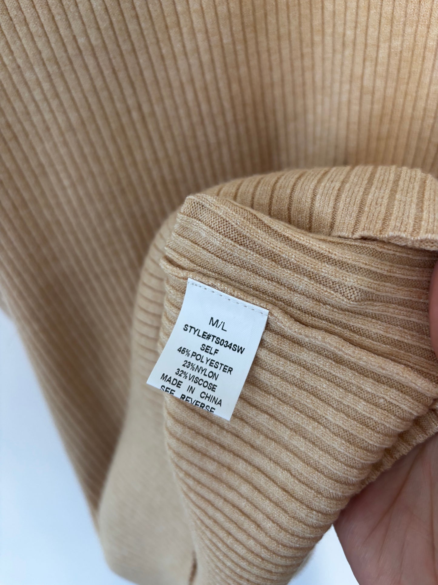Urban Daizy NWT Ribbed Tank | Sz M/L (J105K9)