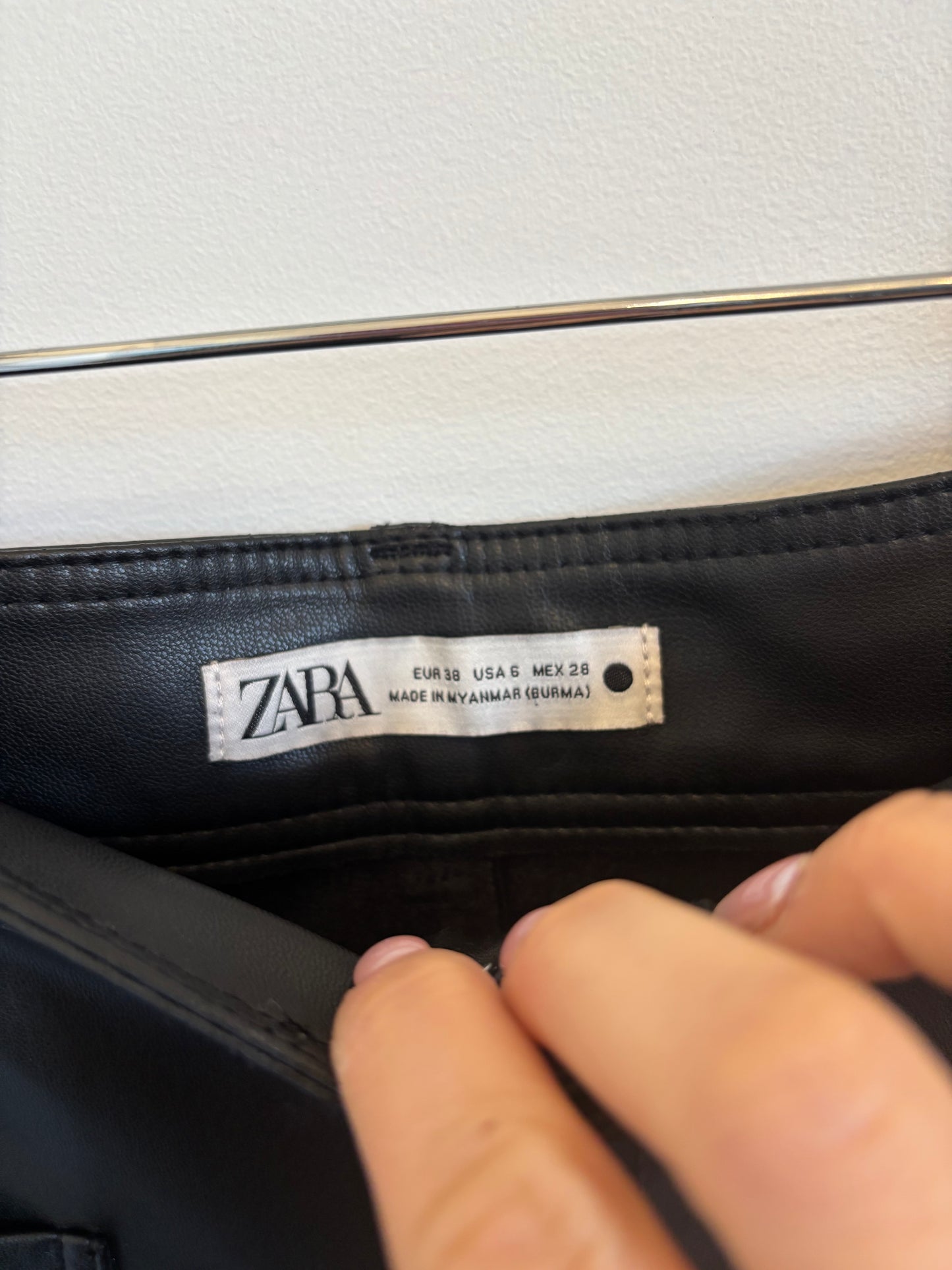 Zara Faux Leather Marine Wide Leg Pants | 6 (O33L4)