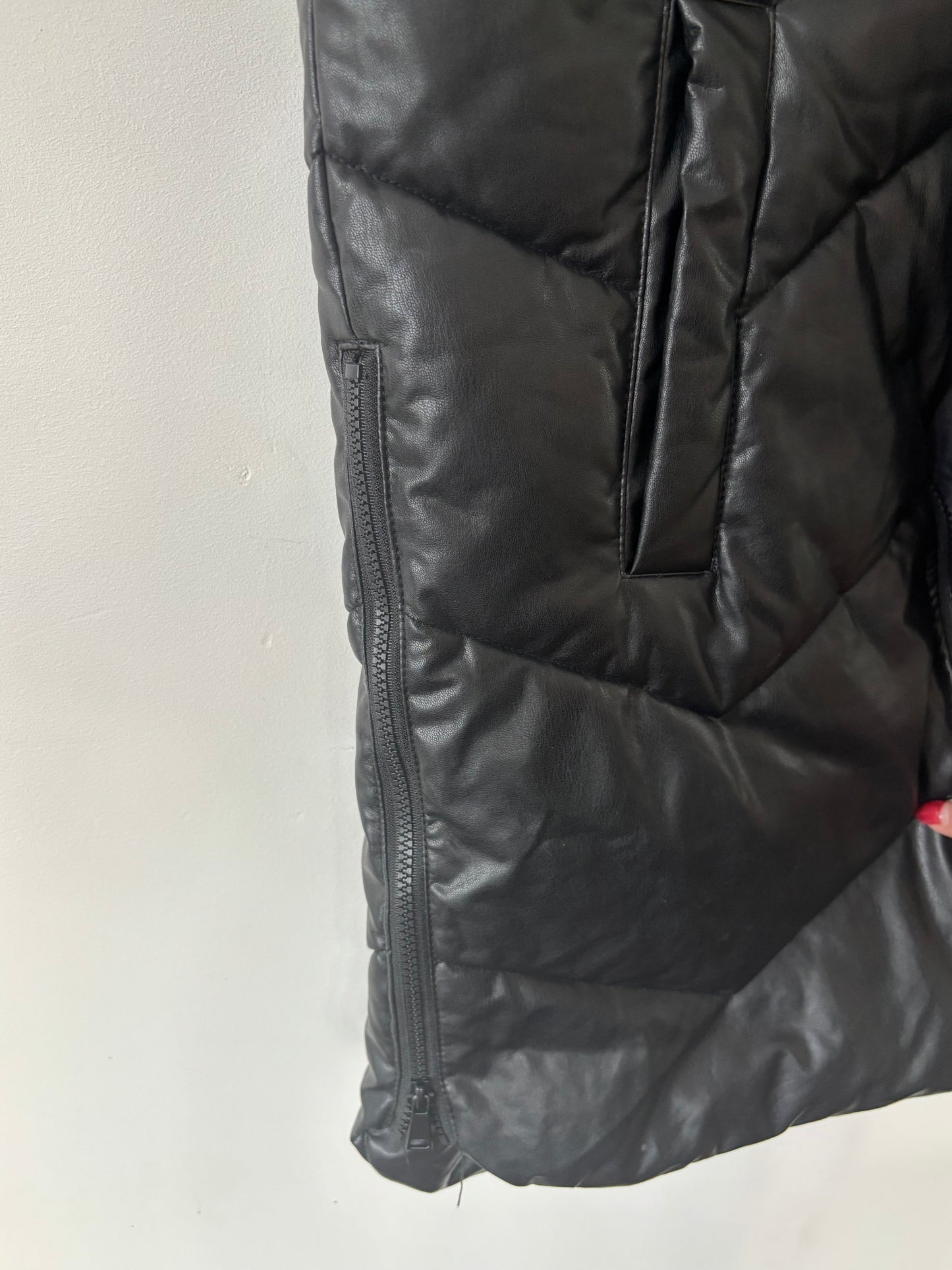 Tribal Quilted Puffer Vest Faux Leather | Sz Small (generous fit)(J109G1)