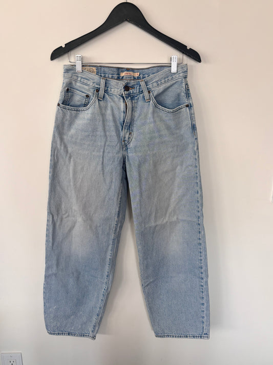 Levi's Light-wash Baggy Dad Jeans | Sz 27