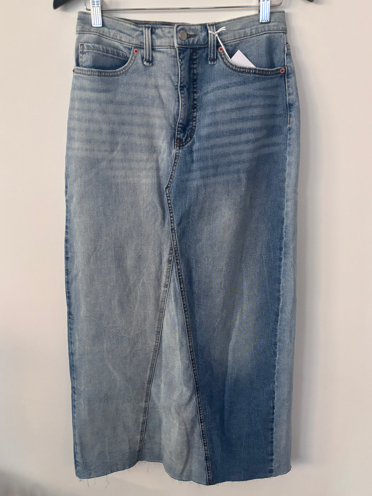 Jessica Simpson Two-Toned Denim Skirt NWT | Sz 6
