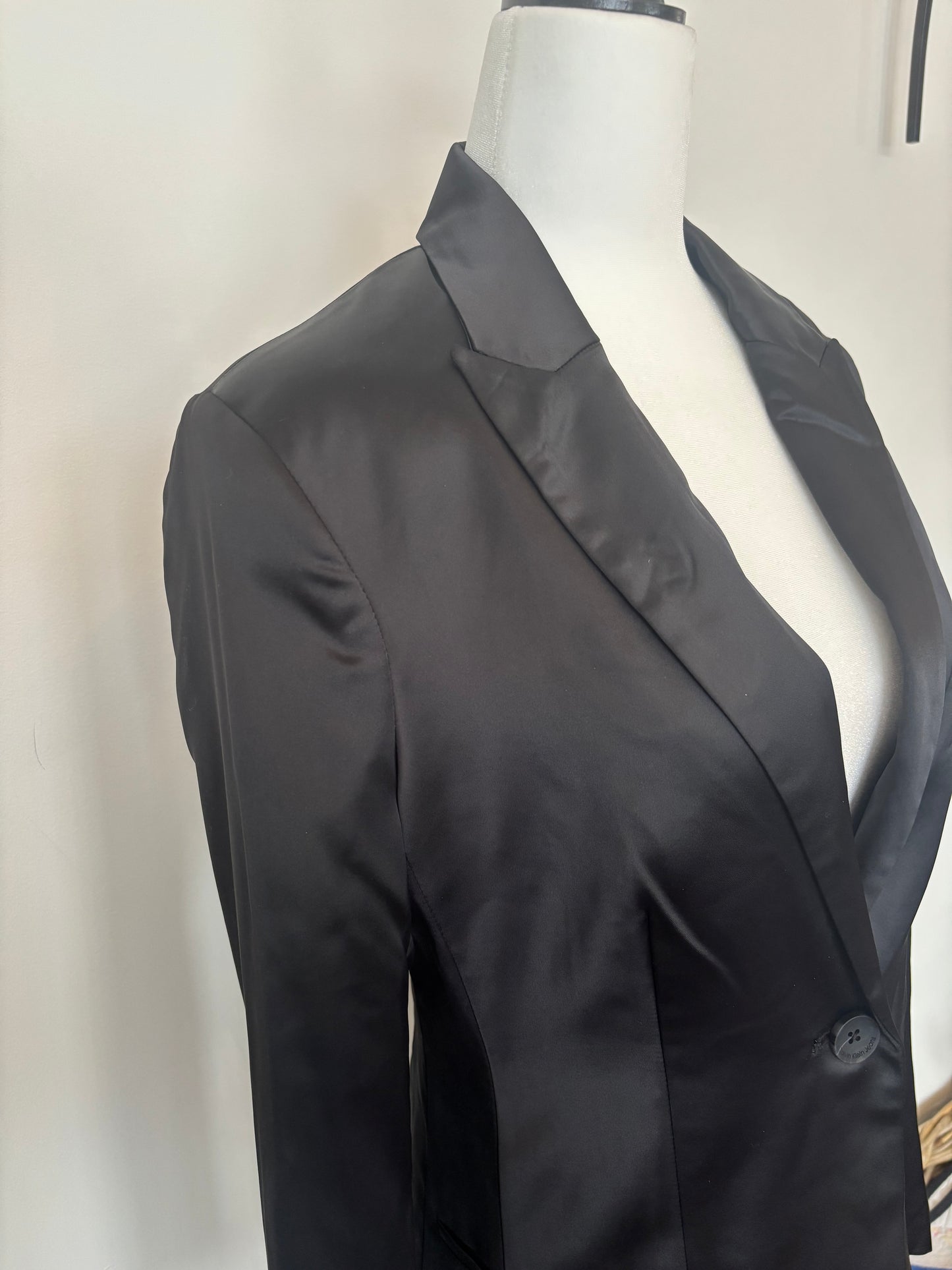Calvin Klein Satin Blazer | XS (D039K6)