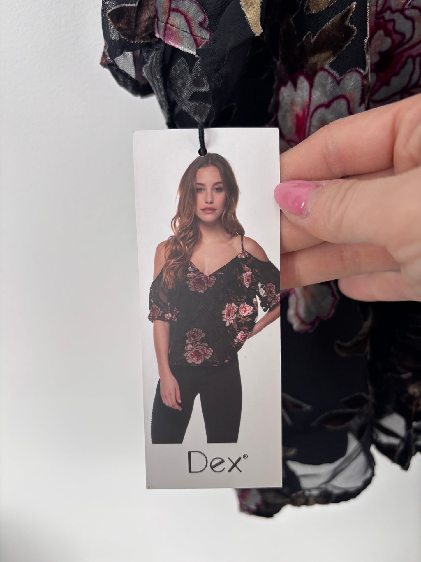 Dex NWT Floral Cold-Shoulder Top | Sz Small (M64A4)