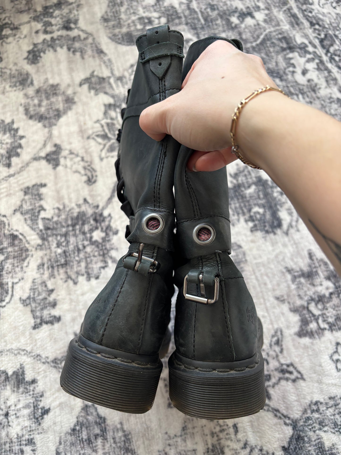 Dr Martin's 12 Eye Triumph 1914 Fold Over Boot | Sz 7.5 (38)