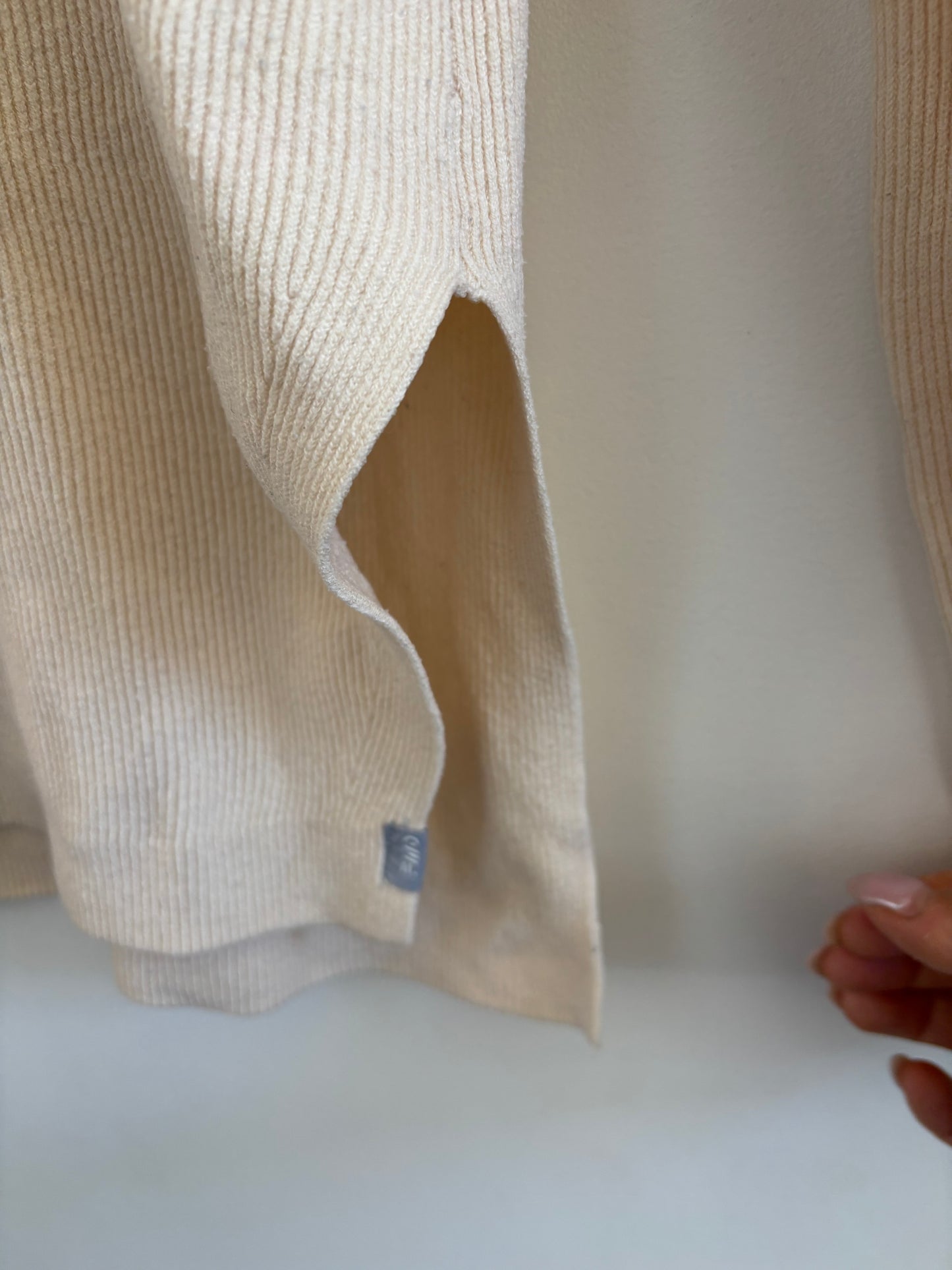 Friday Ivory Ribbed Long Sleeve Sweater Top | XS oversized 9O56M100