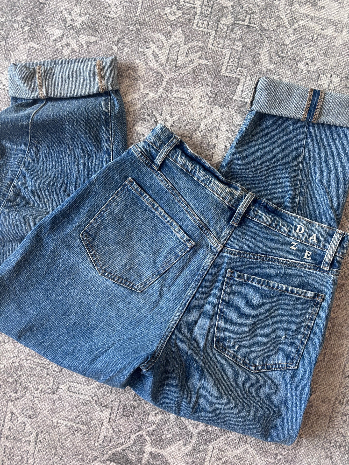 Daze Denim The Cuffed Venice Barrel Jeans | Sz 27