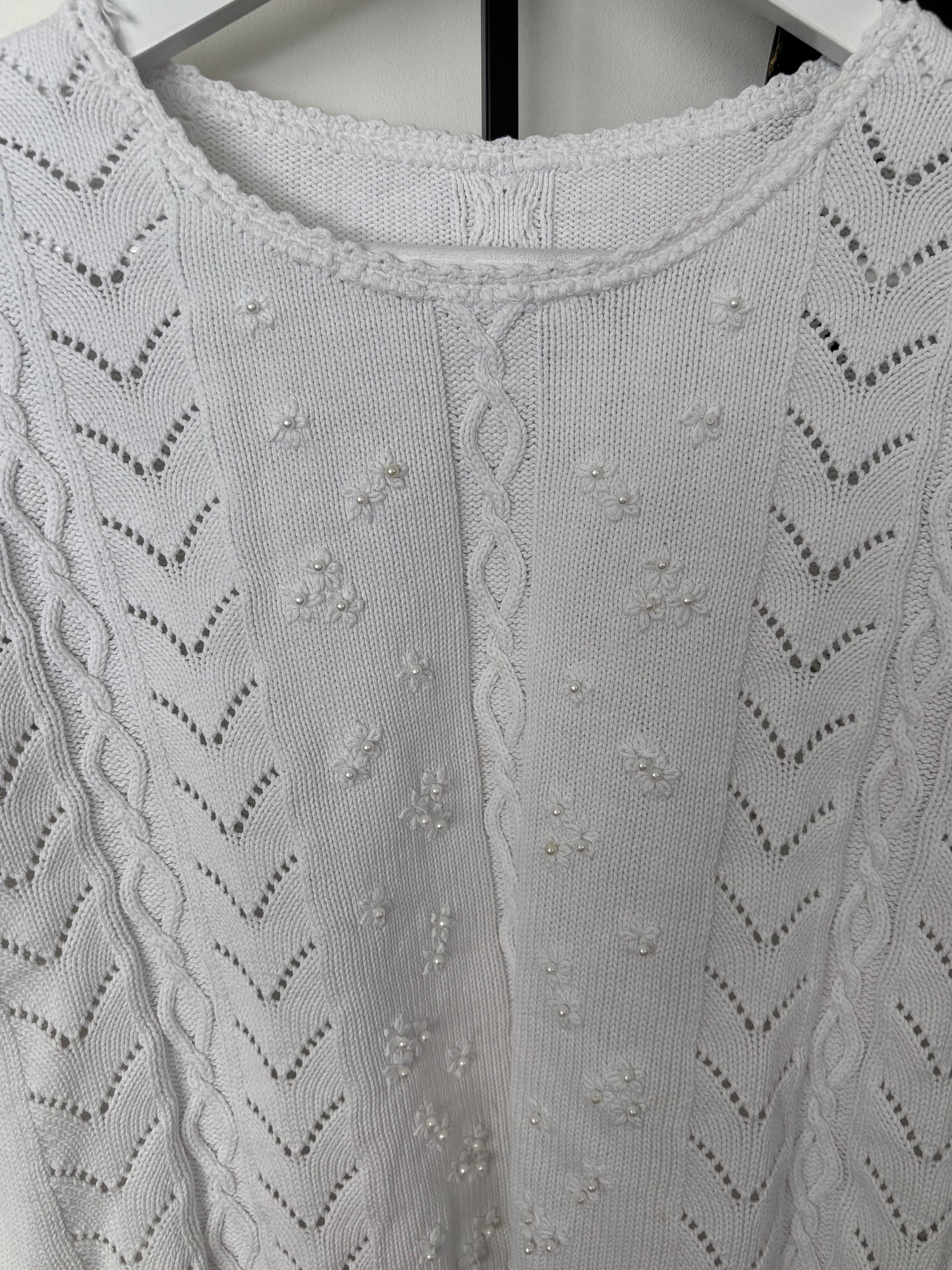 * CS White Crewneck Knit Short Sleeve Sweater | Sz Medium (M68C1)