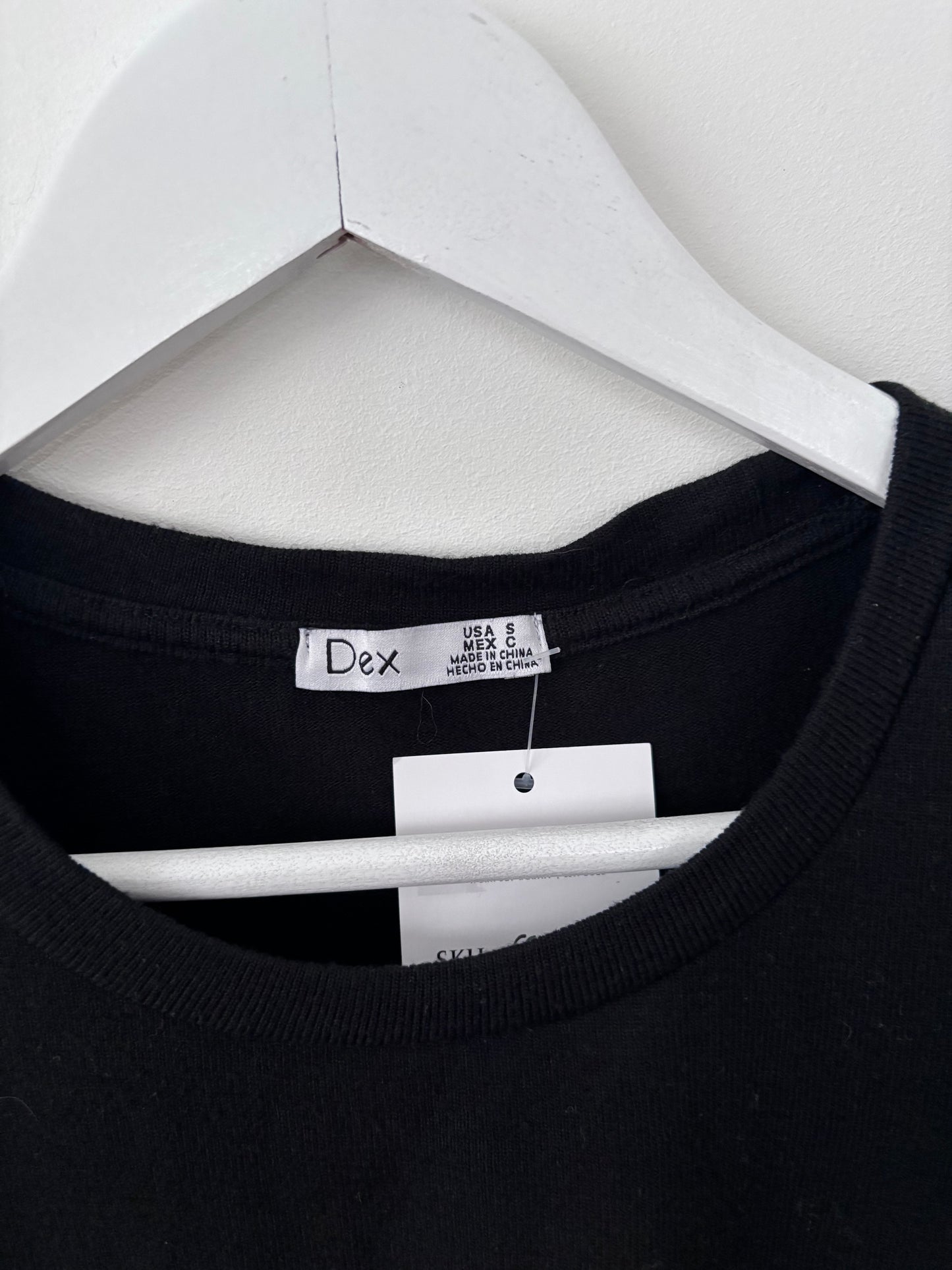 Dex Long Black Sleeve | Sz Small