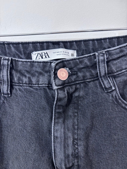 Zara Black Straight Leg Denim | Sz 8 / 29 (fit like 28)