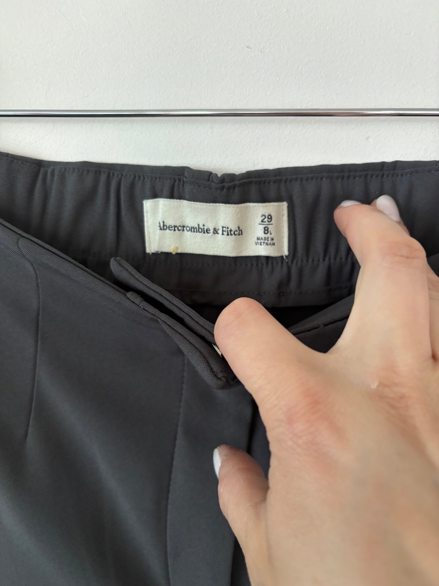 Abercrombie High Rise Slim Boot Trouser (flaw) | Sz 29