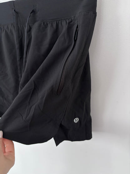 Lululemon License to Train High-Rise Short 4" | Sz 6