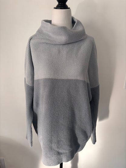Rd Style Classic Ottoman Tunic in Colourblock Blue | Sz Medium (oversized)