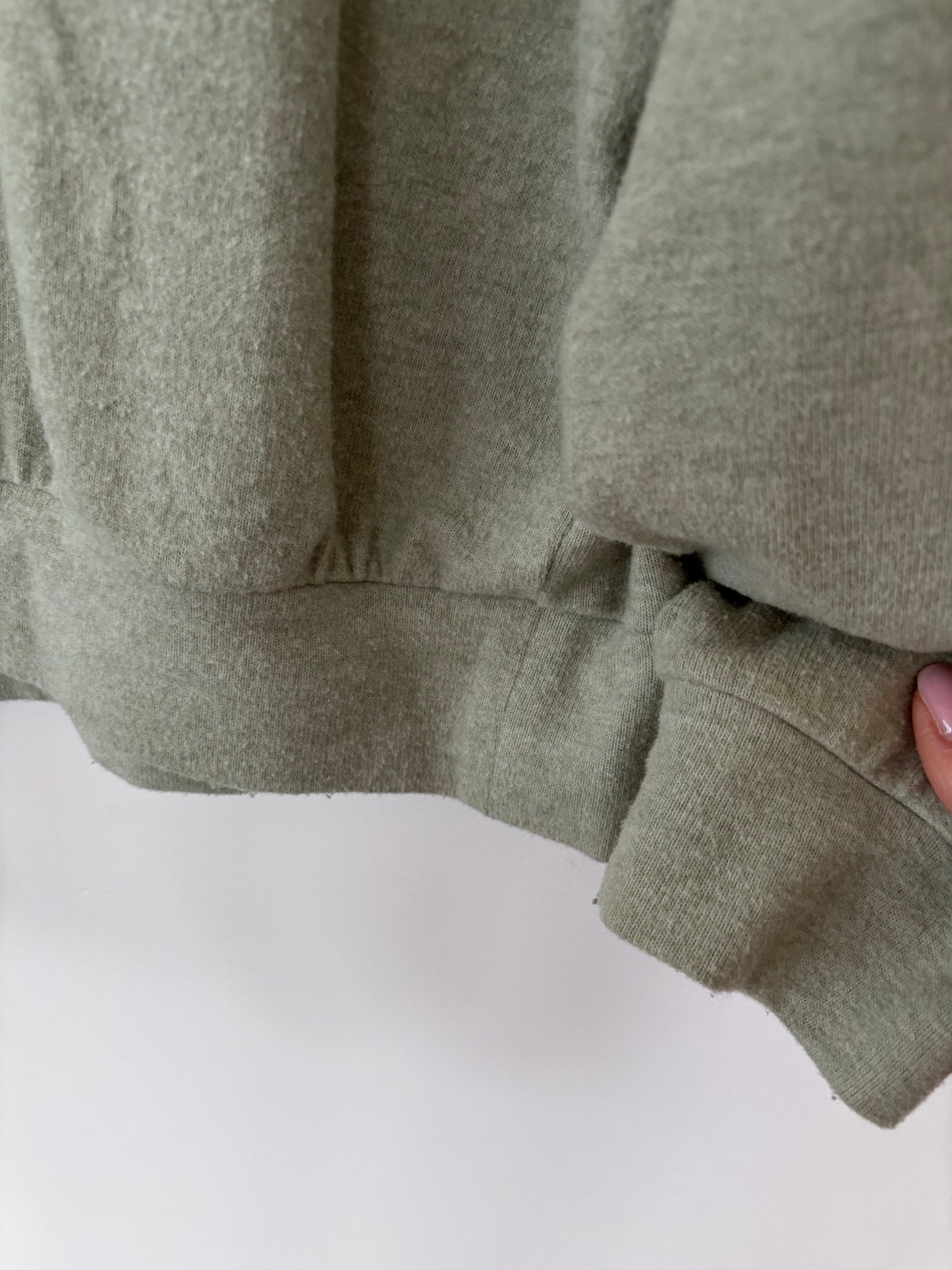 Wilfred Free / Aritzia Sage Green Soft Crewneck Sweater | Sz Medium (F34S6)