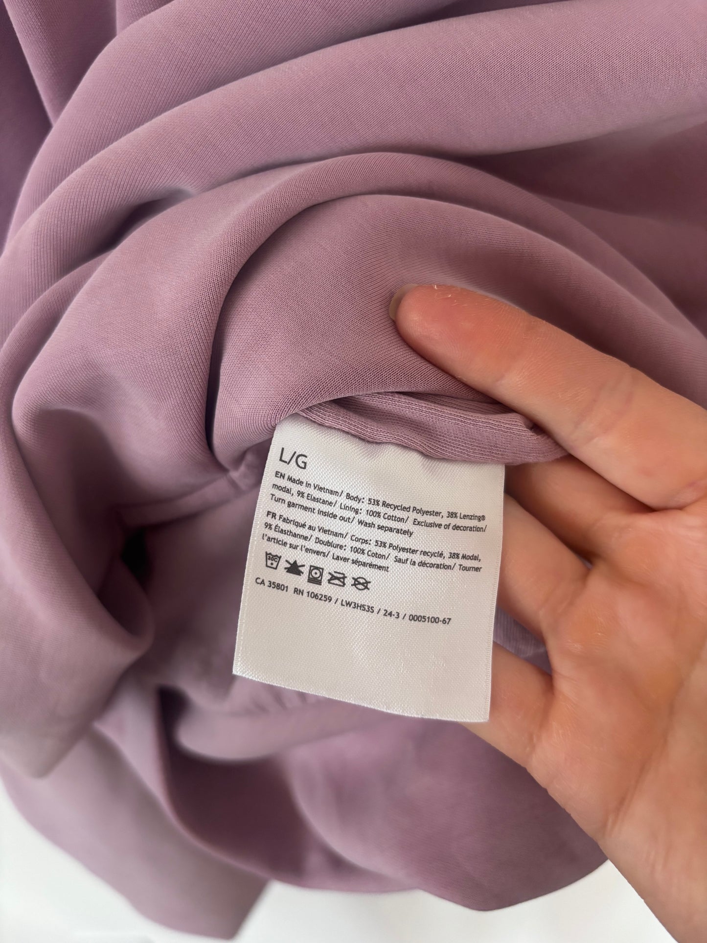 Lululemon Softstreme Voluminous-Sleeve Pullover (pants also listed) | Sz Large (F42A1)