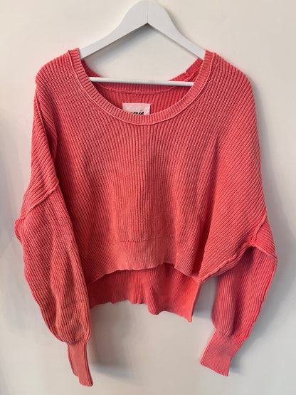 Aerie Beyond Sweater (Cropped) in Haute Coral | Sz Medium