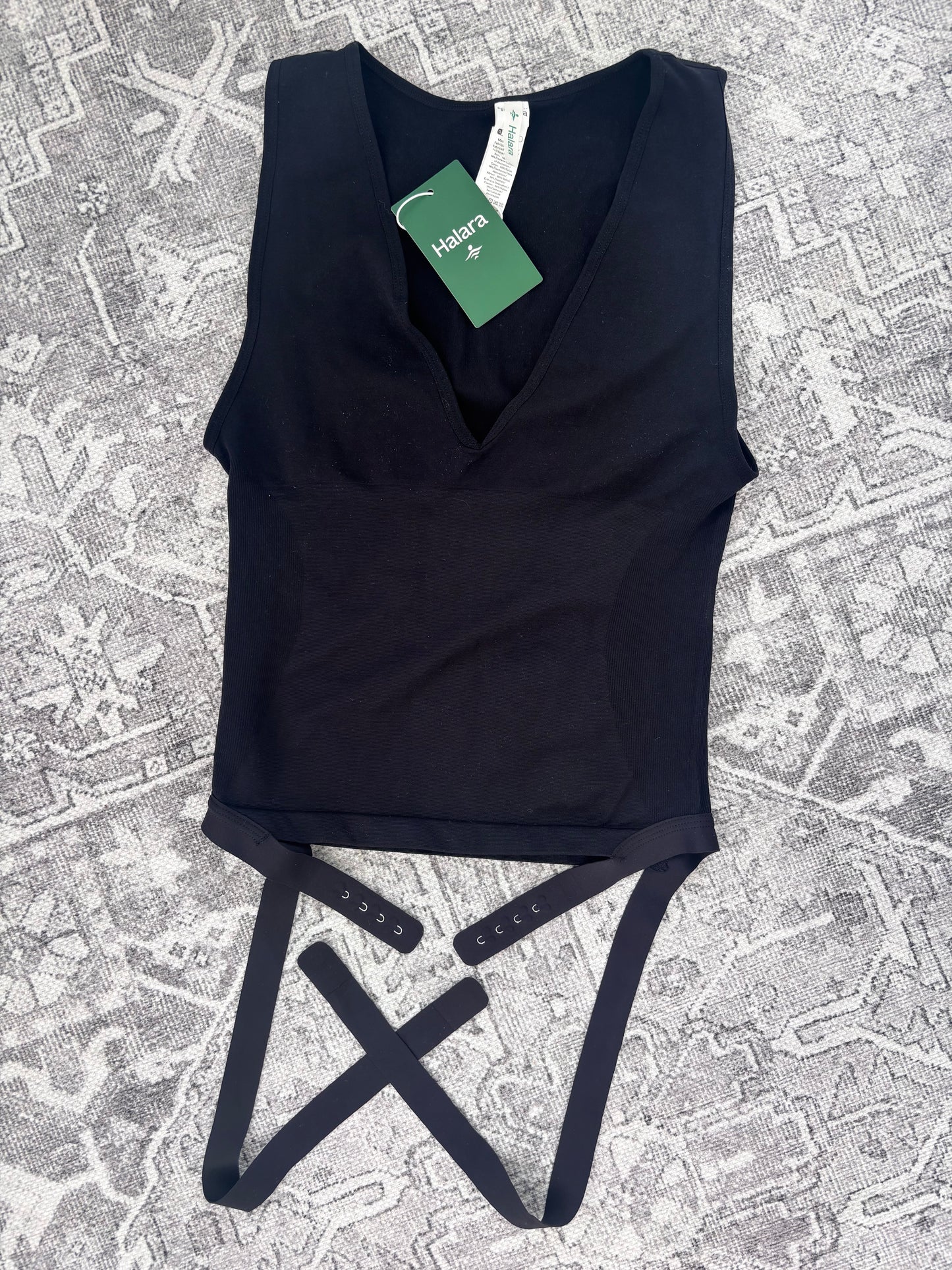 Halara NWT Contour Tank Top | Sz Medium