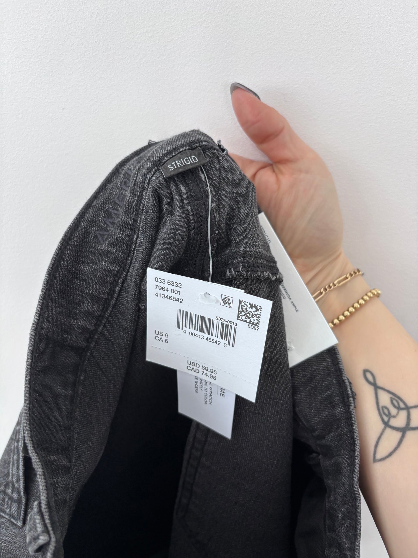 AE Baggy Bermuda Shorts NWT | Sz 6