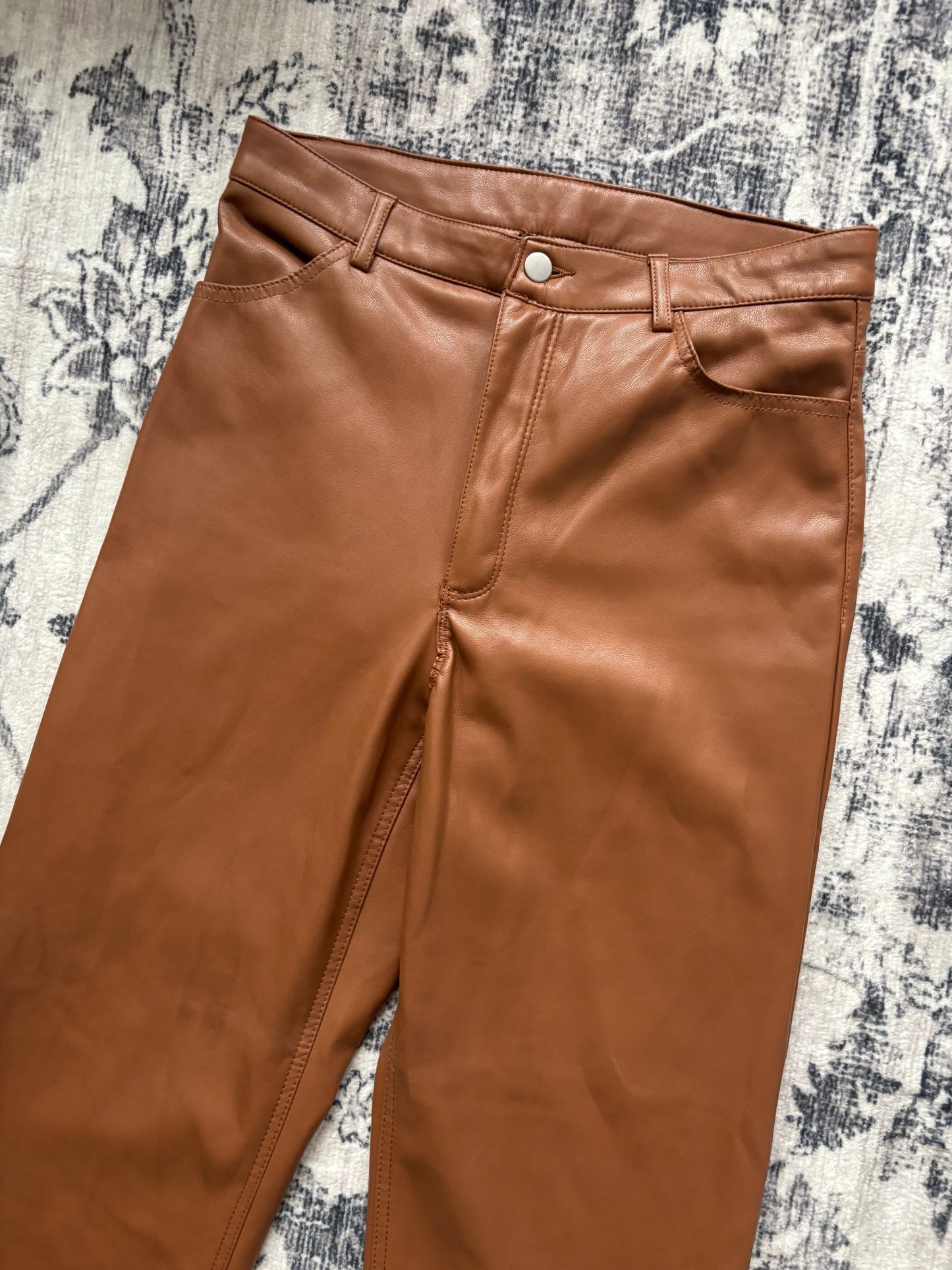 Dynamite Gisele Straight Leg Faux Leather Pants | 10 (N194C8)