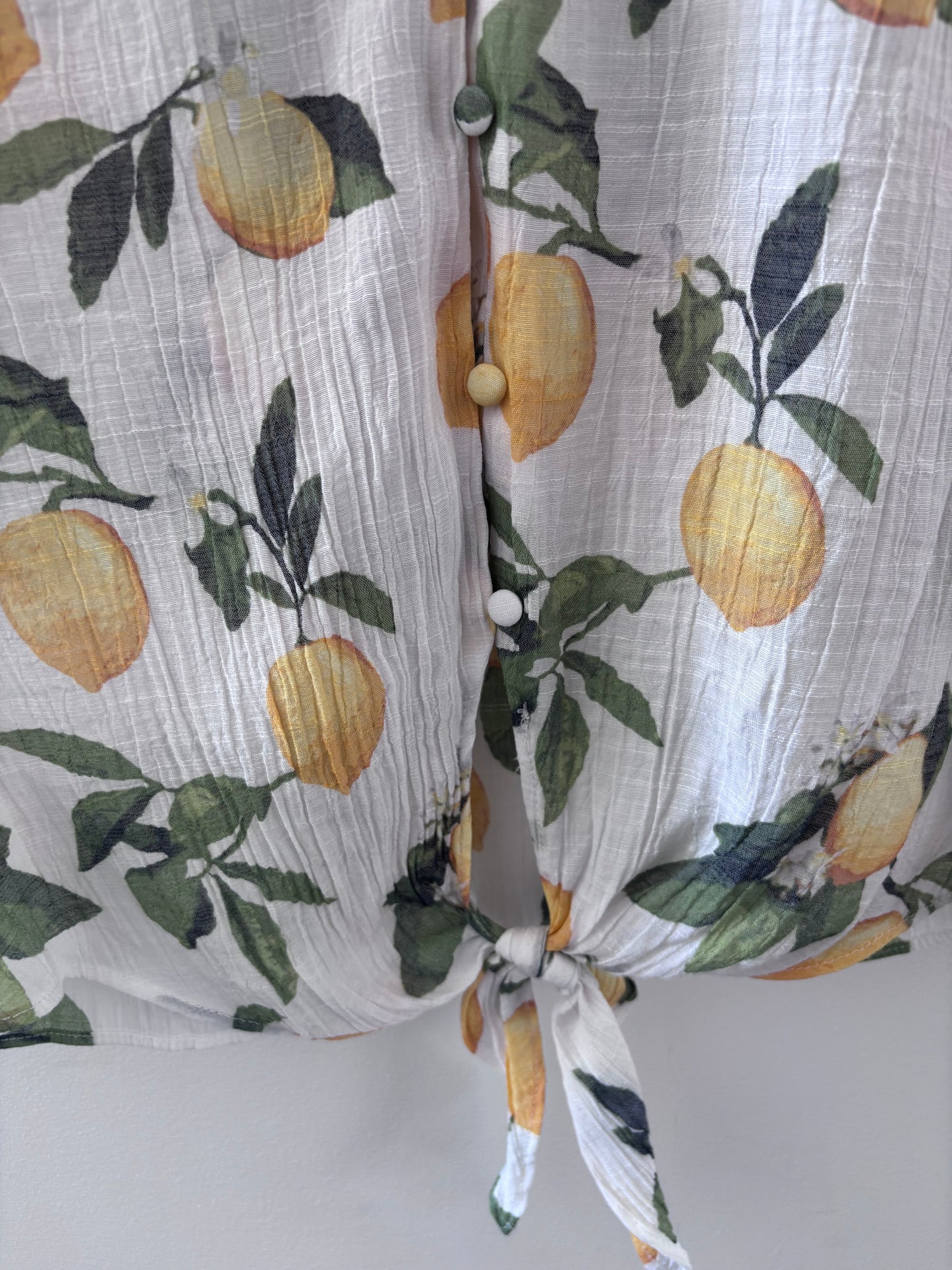 C by One Lemon Printed Button Up Blouse | Sz XS