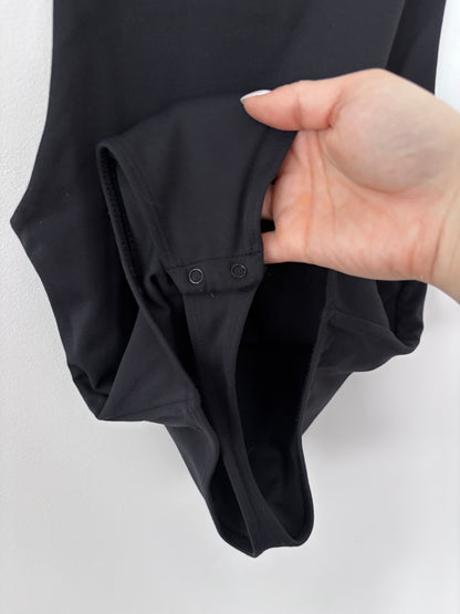Babaton Aritzia Black 90s Bodysuit | Sz XS