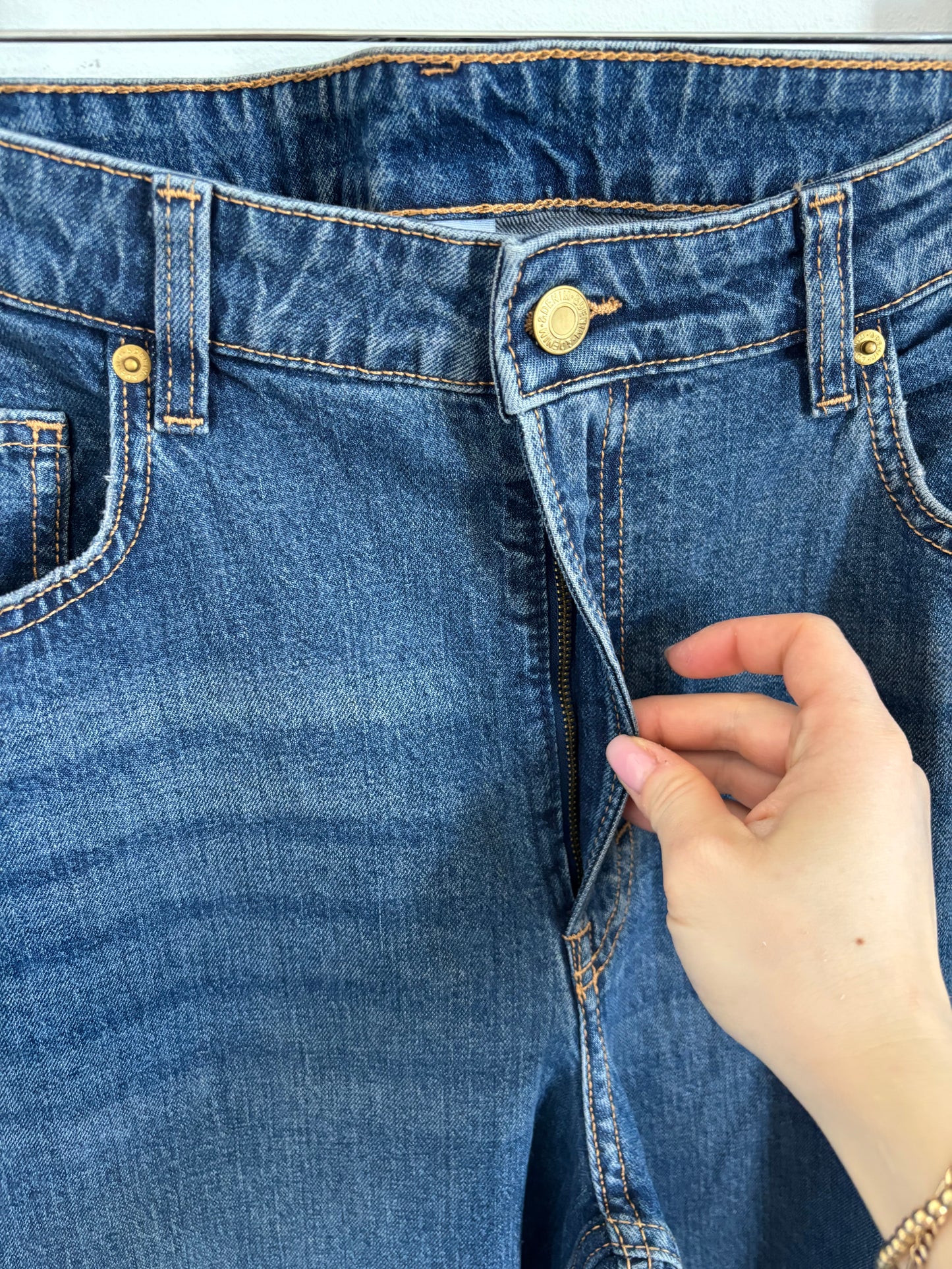 H&M &Denim NWT High Waist Wide Leg Cropped Jeans | Sz 33 or 16 (J153N19)