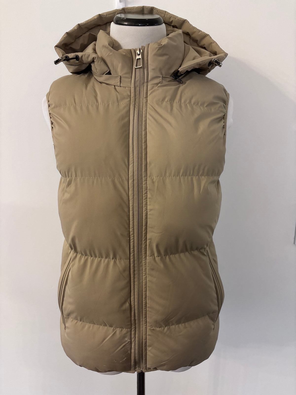 No Brand Beige/Tan Puffer Vest | Sz Small