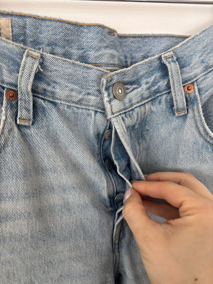 Levi's 501 90s Light Wash Distressed Denim | Sz 27 (loose fit)