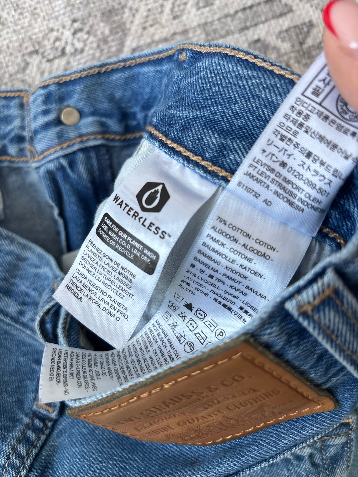 Levi's High Loose Taper Jeans Medium Blue-Wash | Sz 26 (mom jeans)