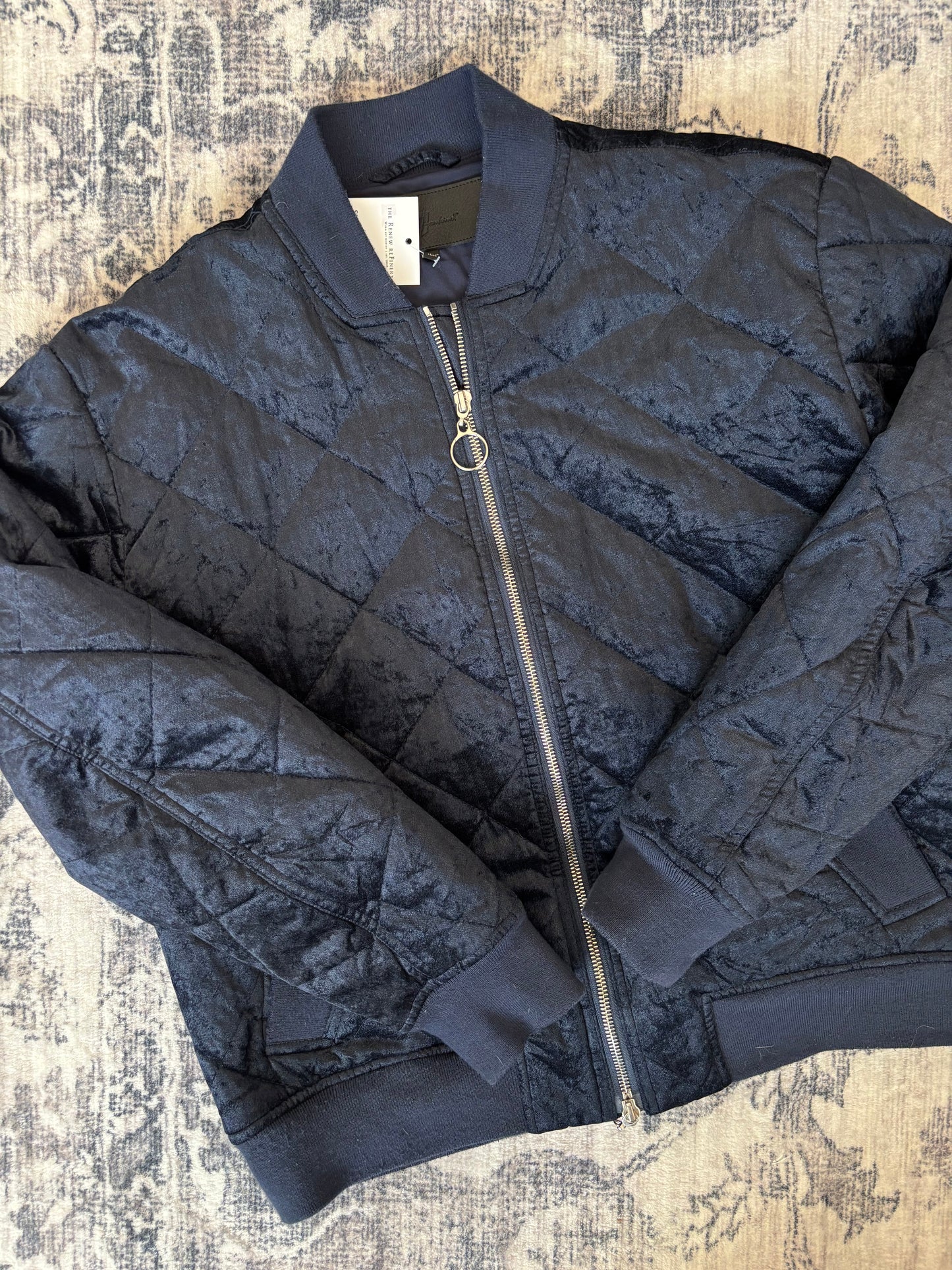7 For All Mankind Dark Blue Velvet Quilted Bomber Jacket | Sz Large (Medium to large)(J139E13)