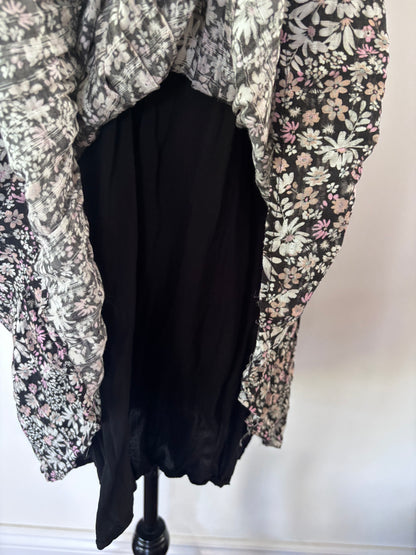 Saltwater Luxe Smocked Floral Mini Dress | Sz Medium (large)