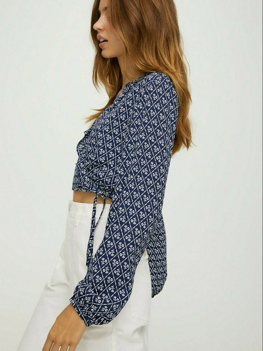 Aritzia / Sunday Best Gigi Blouse Ruffle Wrap Top | XXS (fits big) (N248A22)