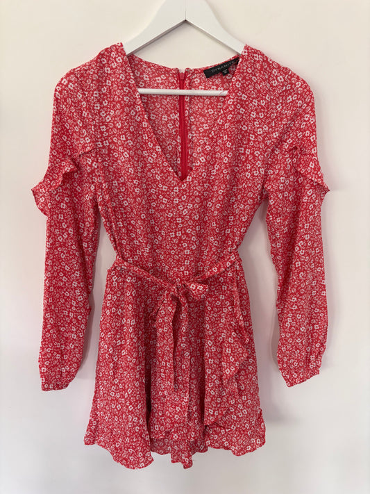 Dynamite Coral Floral Romper | Sz XS (fits a small)