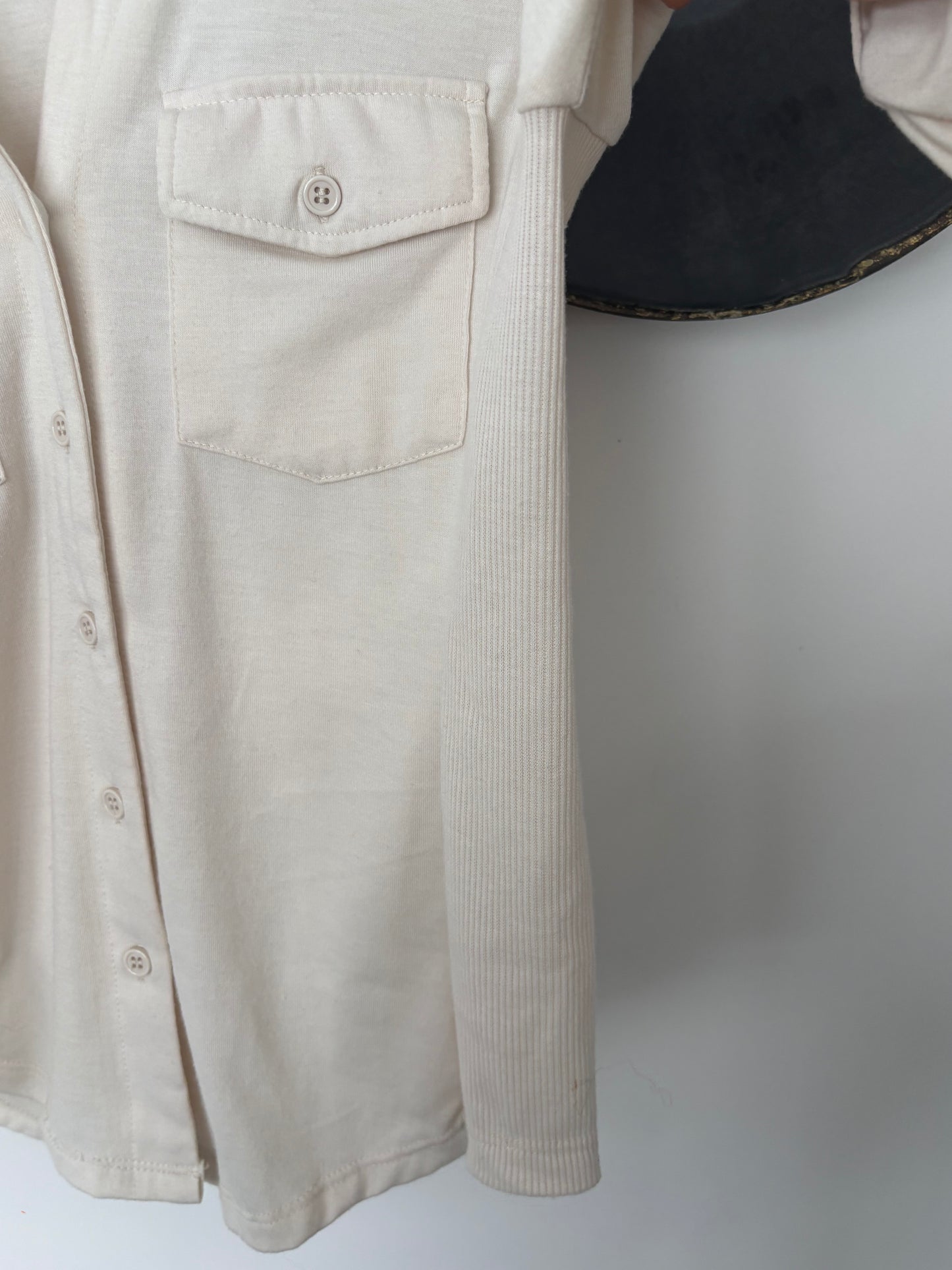 Wild Skye Collared Cream Button Up Shirt | Sz Small (M42W7)