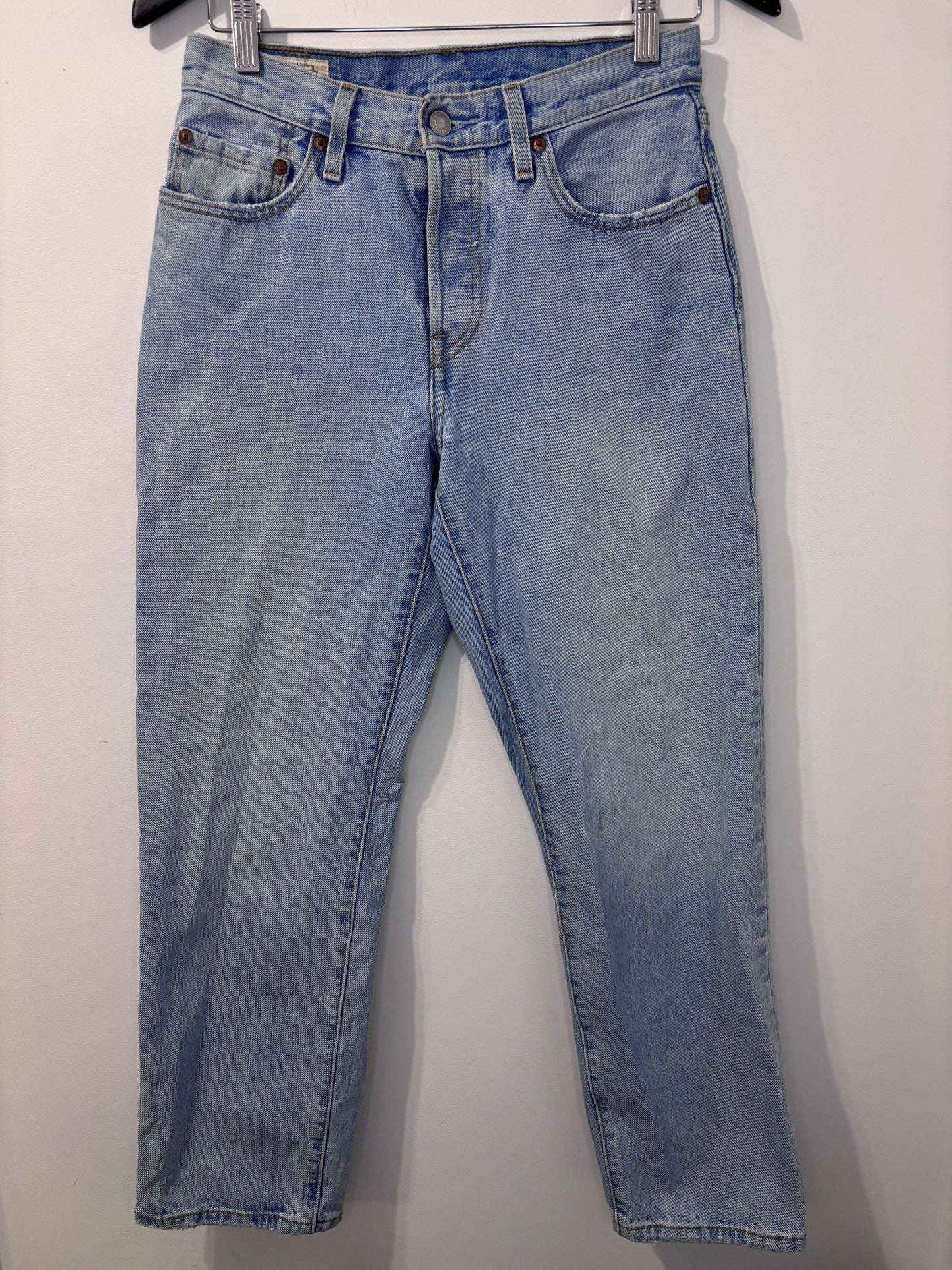 Levi's 501 Light Wash Straight Leg Jeans | Sz 26 (M165K6)