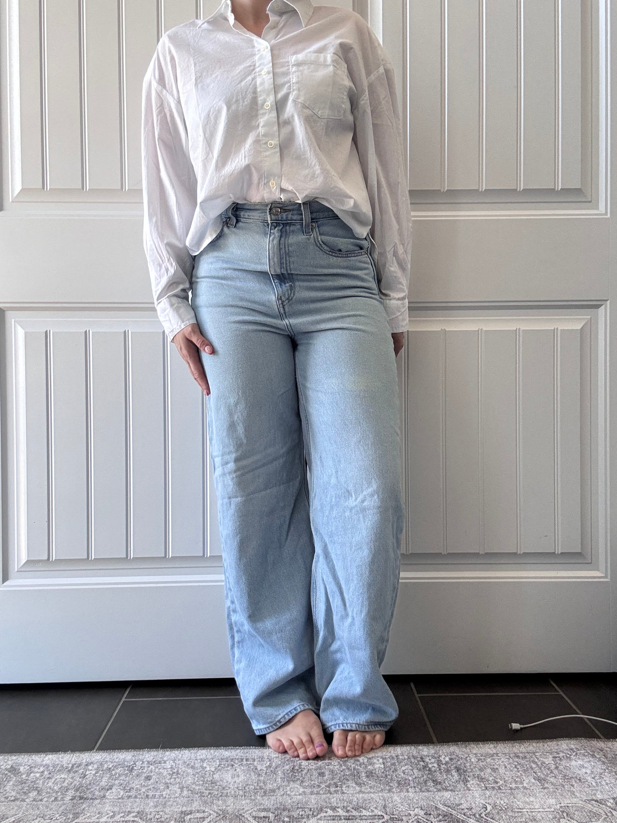 Levi's High Loose Light-wash Jeans | Sz 28